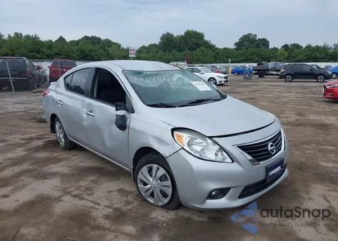 2013 Nissan Versa 1.6 Sv z USA, uszkodzony, nr VIN 3N1CN7AP3DL818837